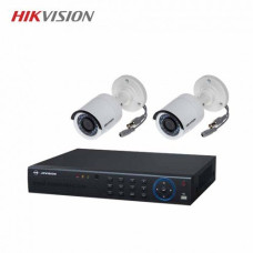 HIKVISION 2 unit 720P night vision security cc camera Package